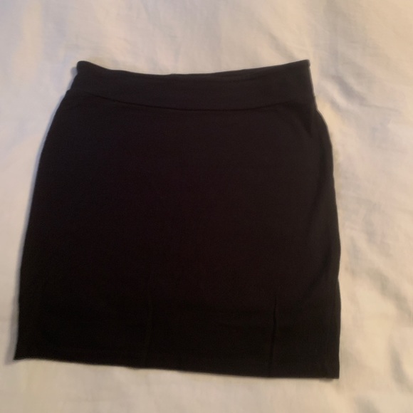 Black mini skirt size small - Picture 1 of 2